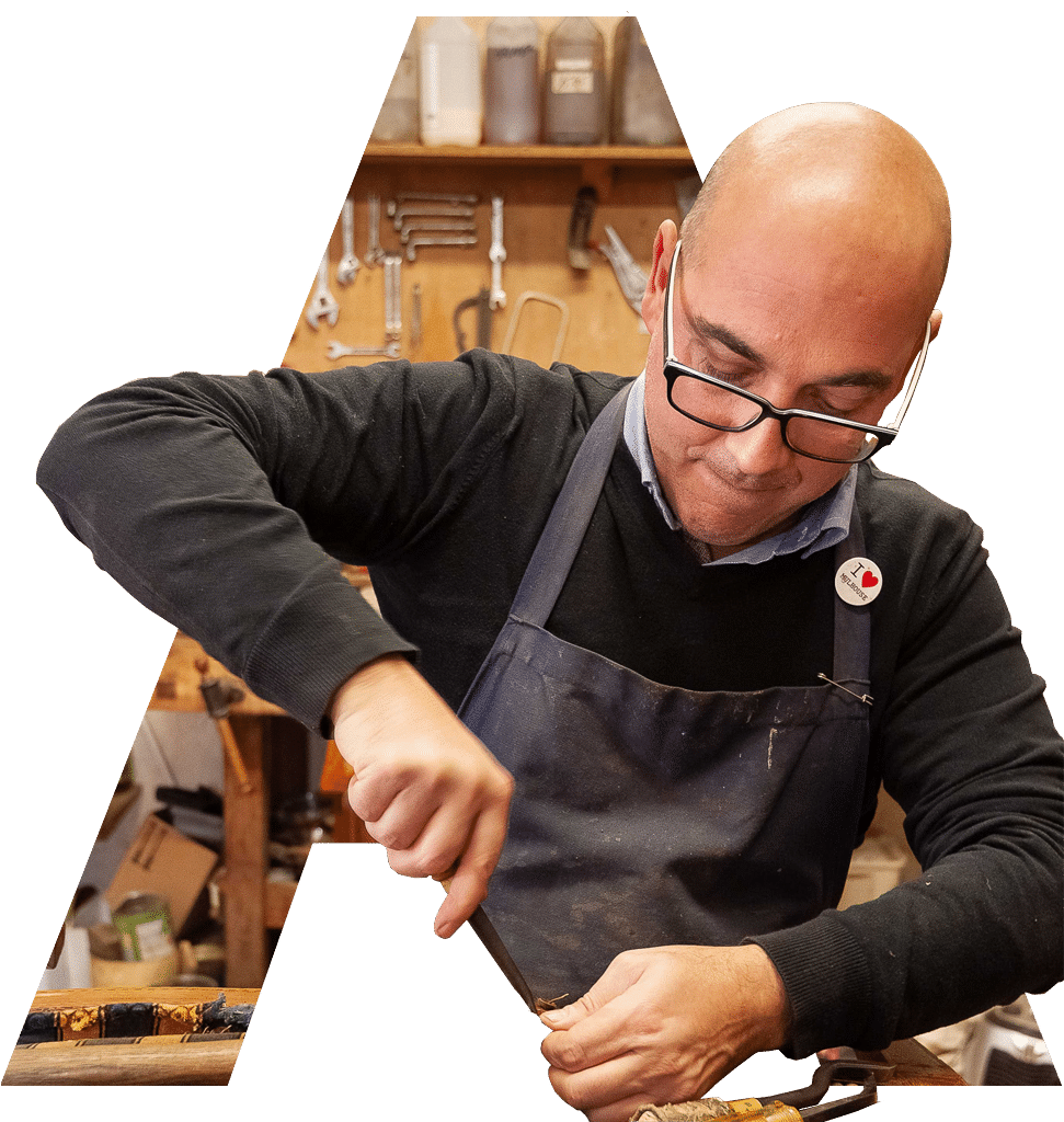 Serge ébéniste restaurateur à Mulhouse Serge ébéniste restaurateur à Mulhouse